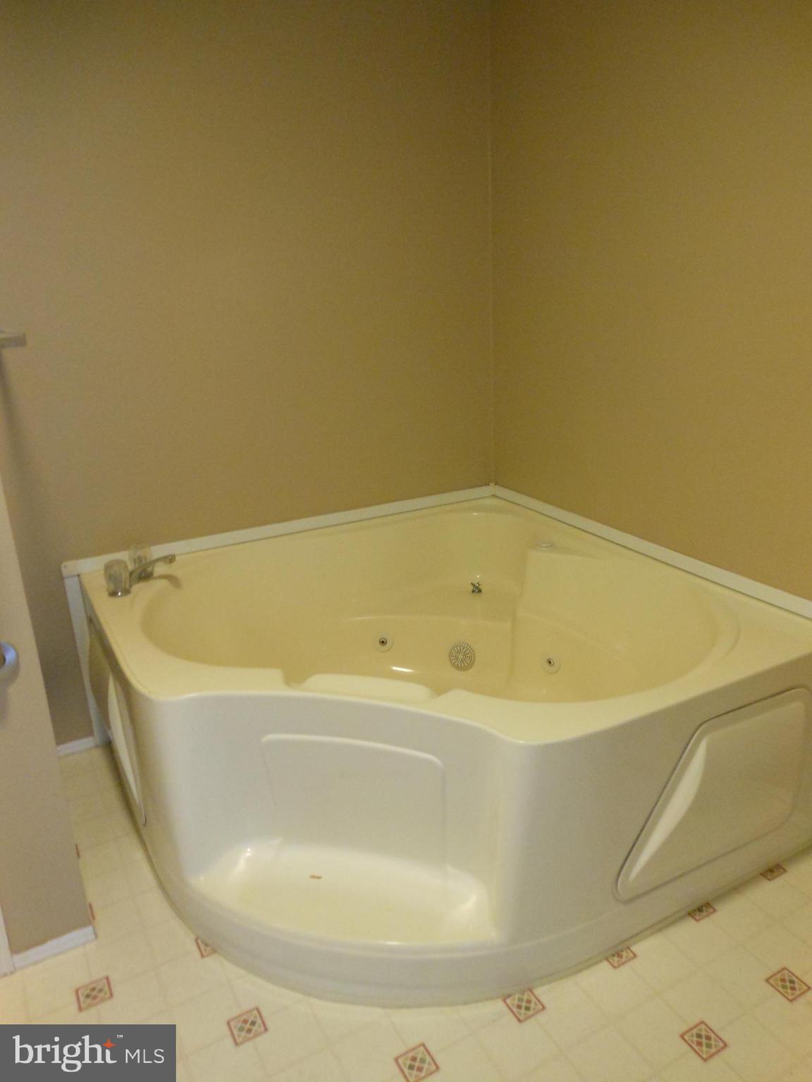 240 Runaway Road Abbottstown, PA 17301 - Photo 15 of 24 Gallery Image 15