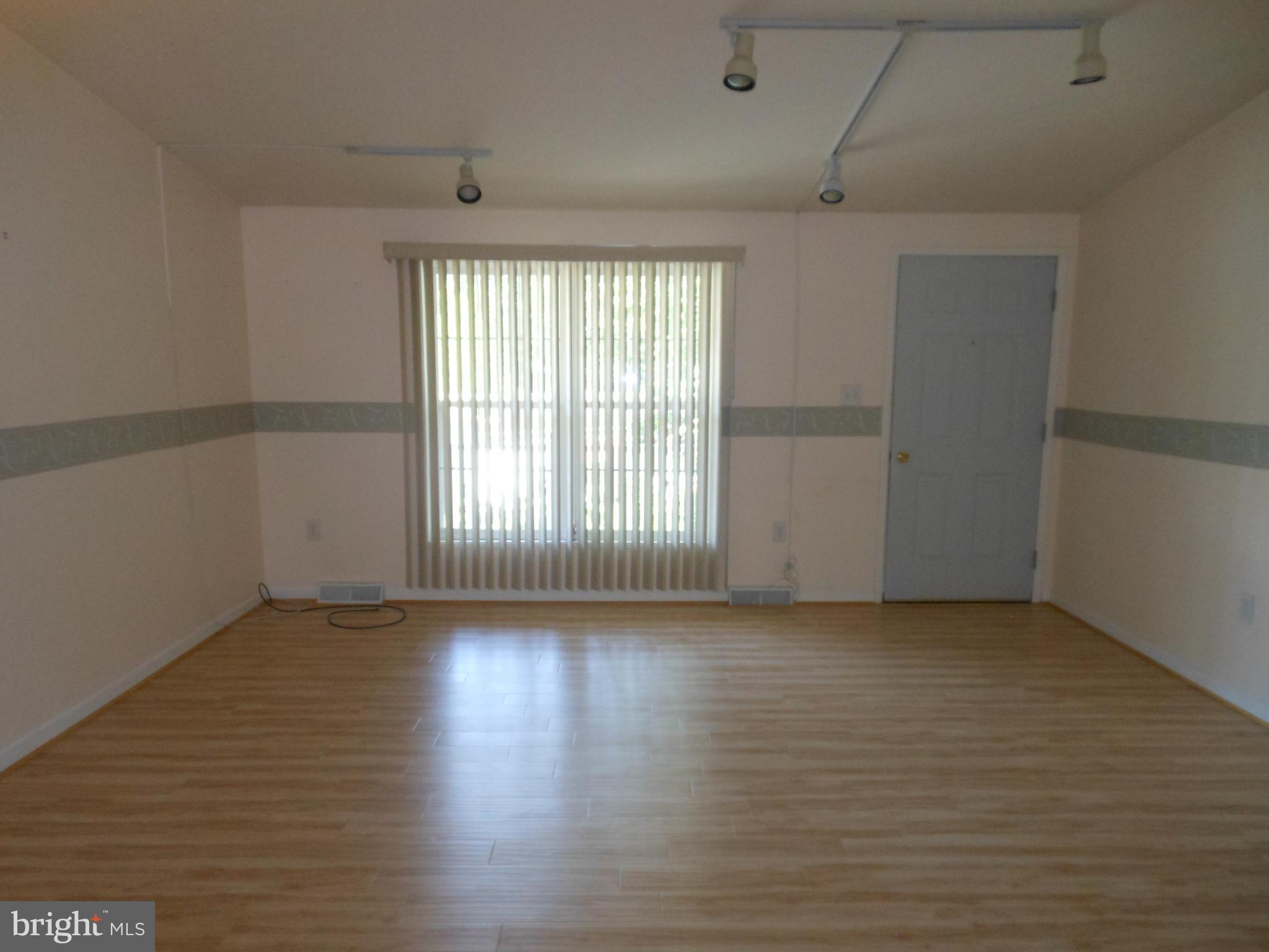 240 Runaway Road Abbottstown, PA 17301 - Photo 8 of 24 Gallery Image 8