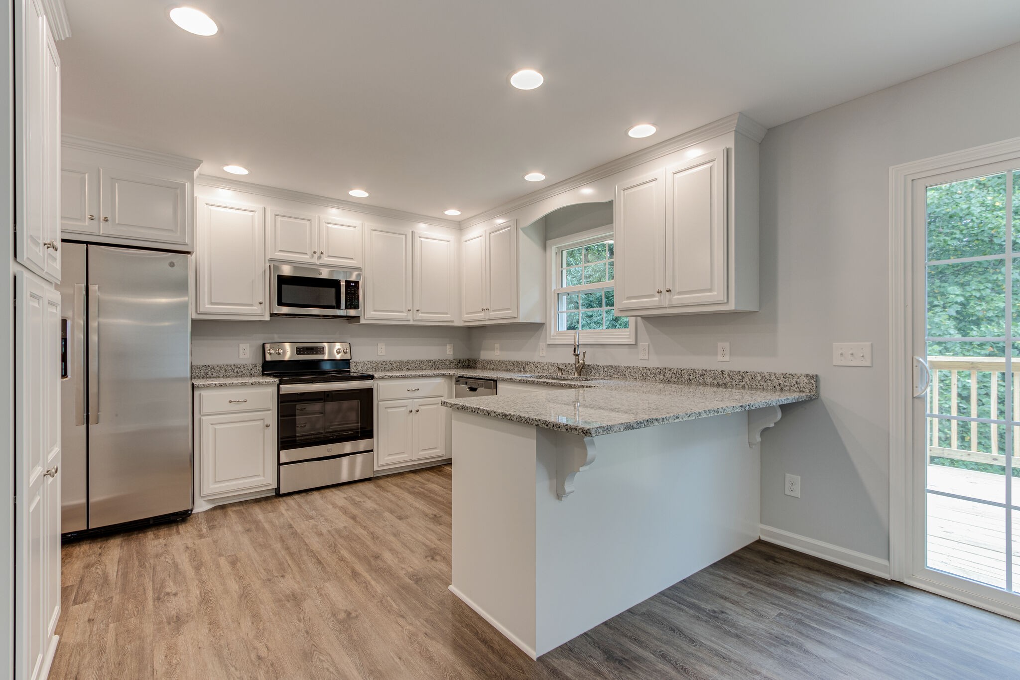 1097 Lyndell Bell Road Manchester, TN 37355 - Photo 12 of 37 Gallery Image 12