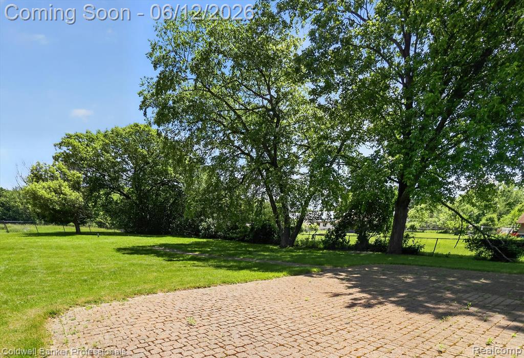 8245 Fenton Road Grand Blanc, MI 48439 - Photo 41 of 49
