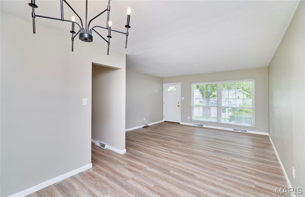 485 Electra Drive Arnold, MO 63010 - Photo 4 of 29