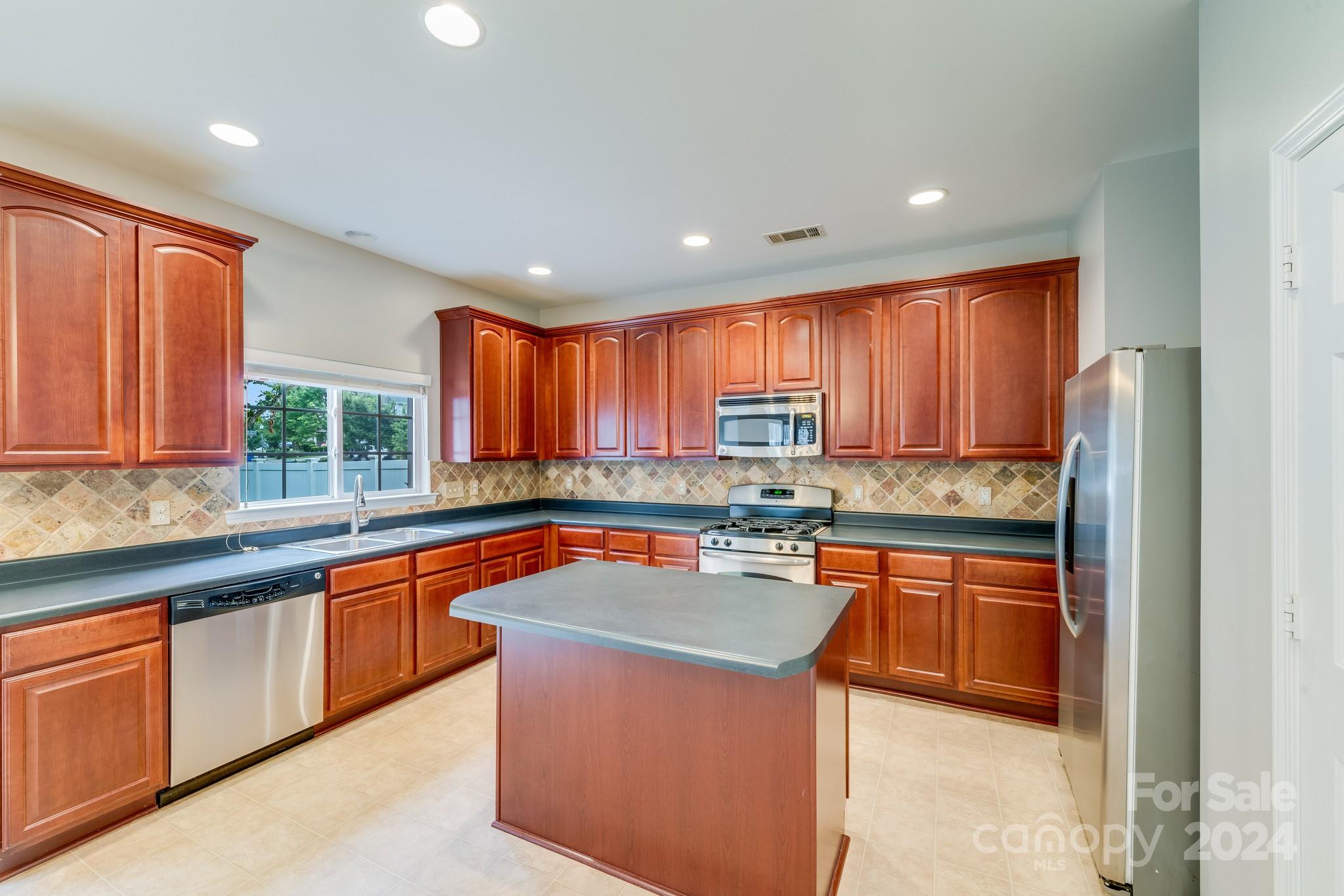 115 Colville Road Mooresville, NC 28117 - Photo 19 of 39 Gallery Image 19