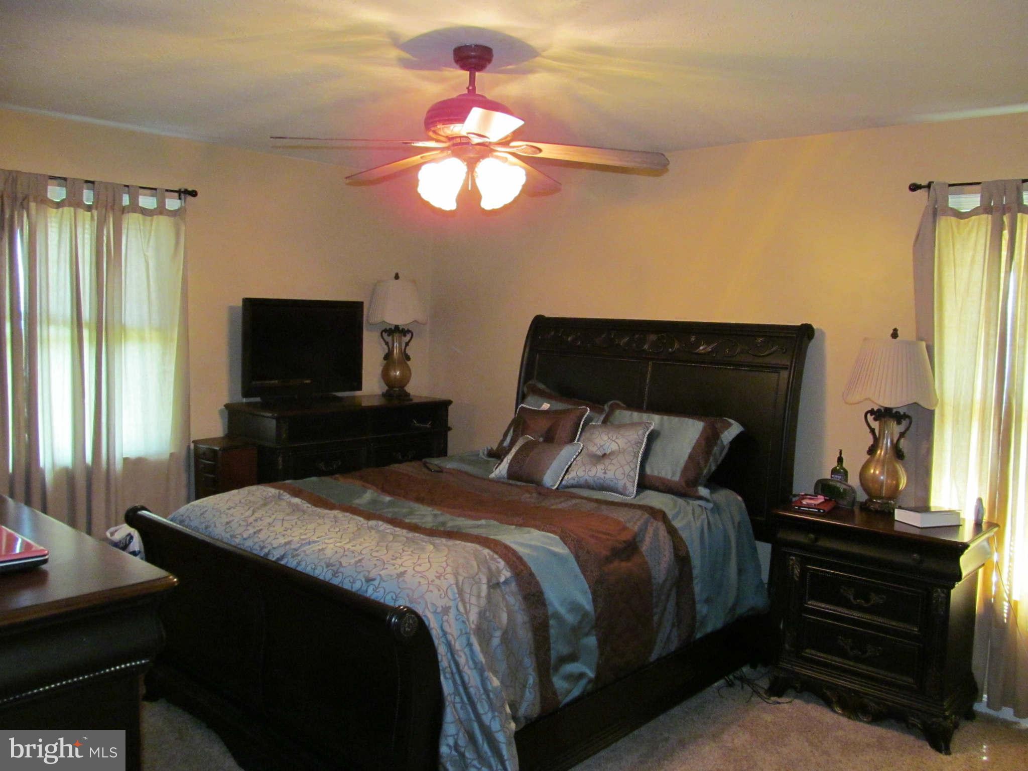 322 Henrico Road Front Royal, VA 22630 - Photo 11 of 20 Bedroom (Master)