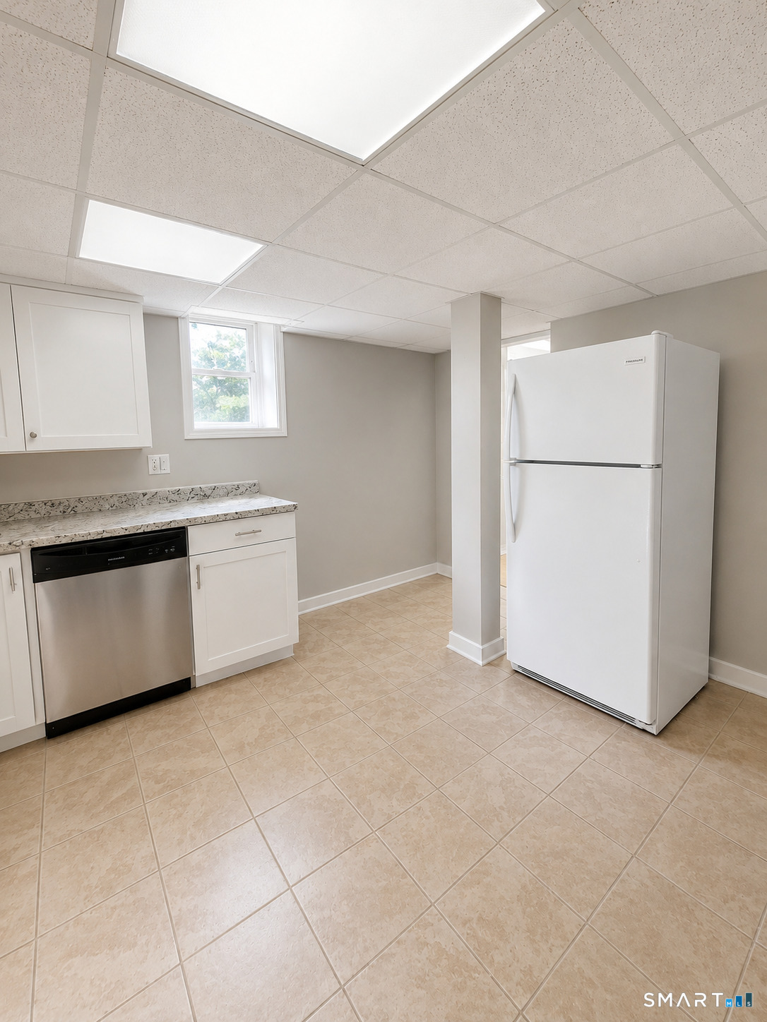 3-17 Curve Street, Unit 9 Branford, CT 06405 - Photo 5 of 8