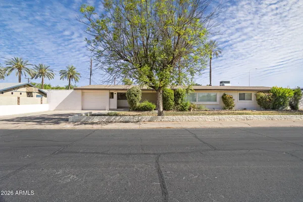 $510,000 | 10 West Palmcroft Drive, Tempe, AZ 85282