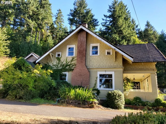 1066 South Calapooia Street Sutherlin, OR 97479 - Photo 2 of 31 Gallery Image 2