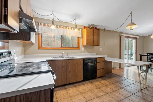 $234,900 | E1875 Melody Lane, Waupaca, WI 54981