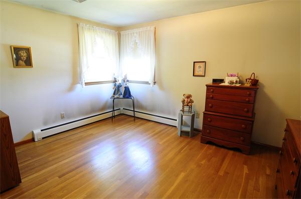 50 Indiana Street Worcester, MA 01604 - Photo 12 of 19 Gallery Image 12