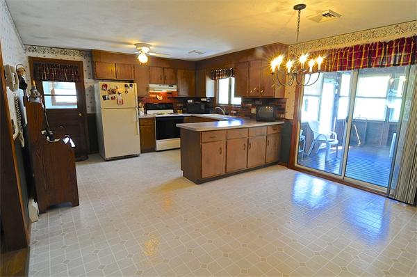 50 Indiana Street Worcester, MA 01604 - Photo 7 of 19 Gallery Image 7
