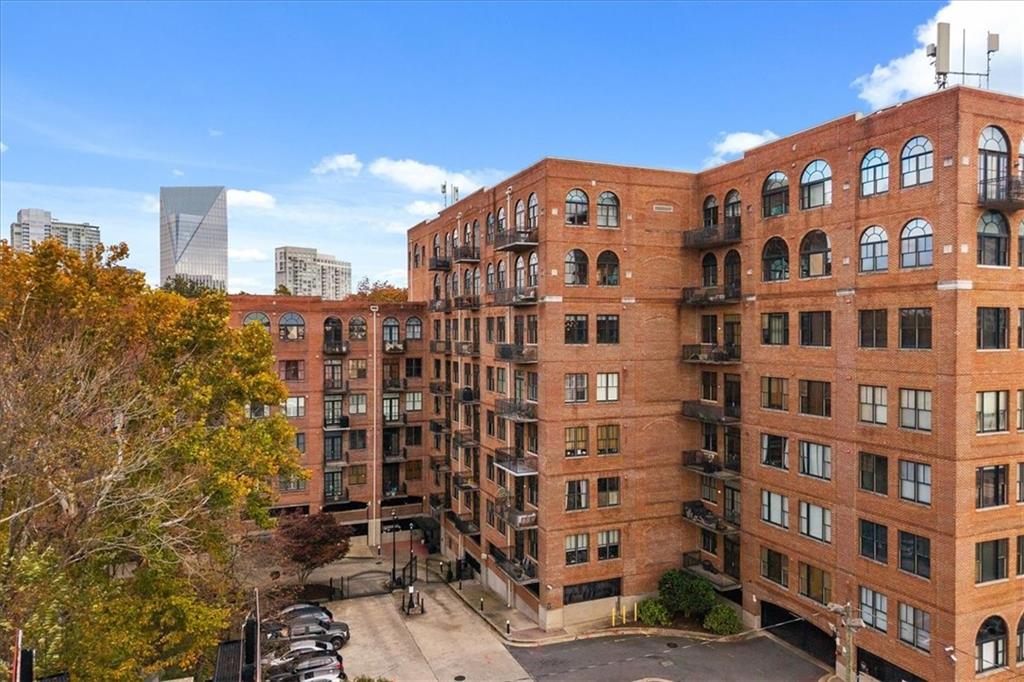 3235 Roswell Road Northeast, Unit 609 Atlanta, GA 30305 - Photo 29 of 30 a view of a building