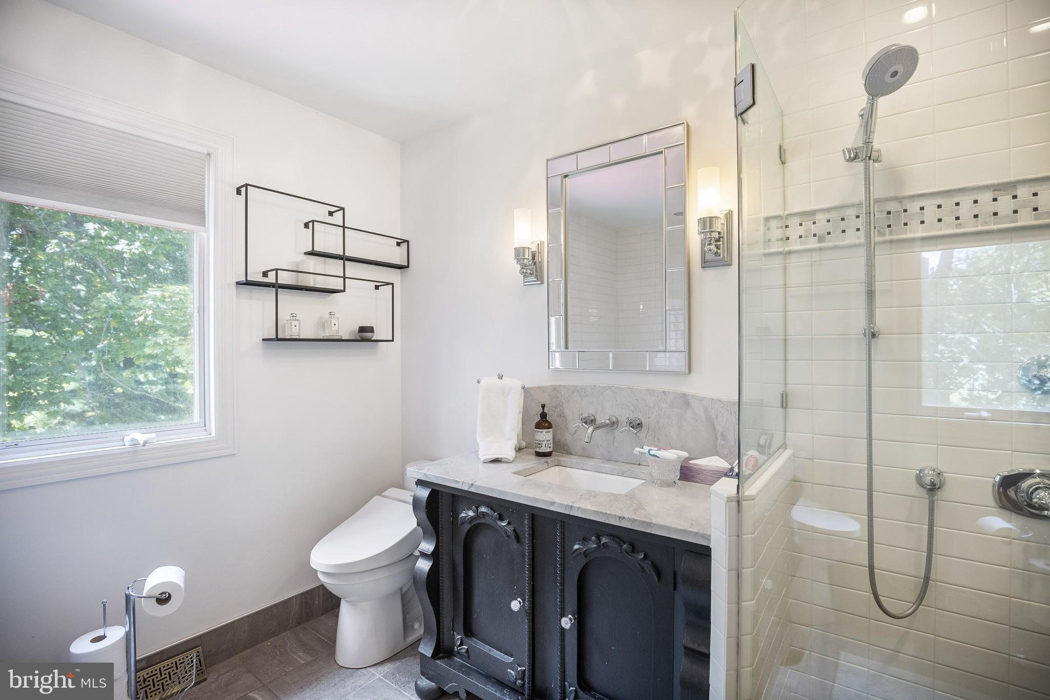 3884 Street Road Doylestown, PA 18902 - Photo 22 of 32 Primary En Suite Bathroom