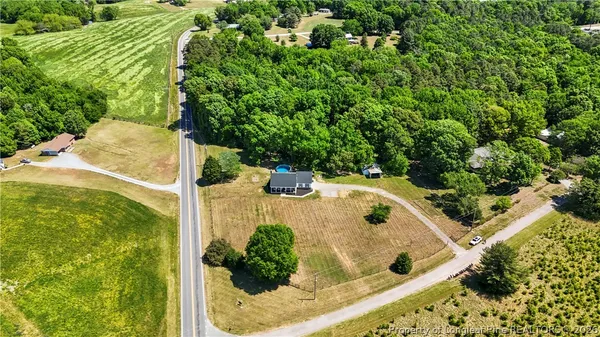 $469,900 | 2310 Lakewood Falls Road, Goldston, NC 27252