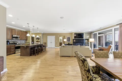 $965,000 | 333 Massachusetts Avenue, Unit 303, Indianapolis, IN 46204