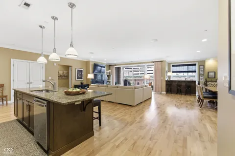 $965,000 | 333 Massachusetts Avenue, Unit 303, Indianapolis, IN 46204