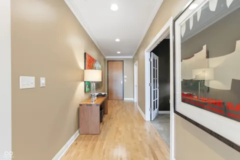 $965,000 | 333 Massachusetts Avenue, Unit 303, Indianapolis, IN 46204