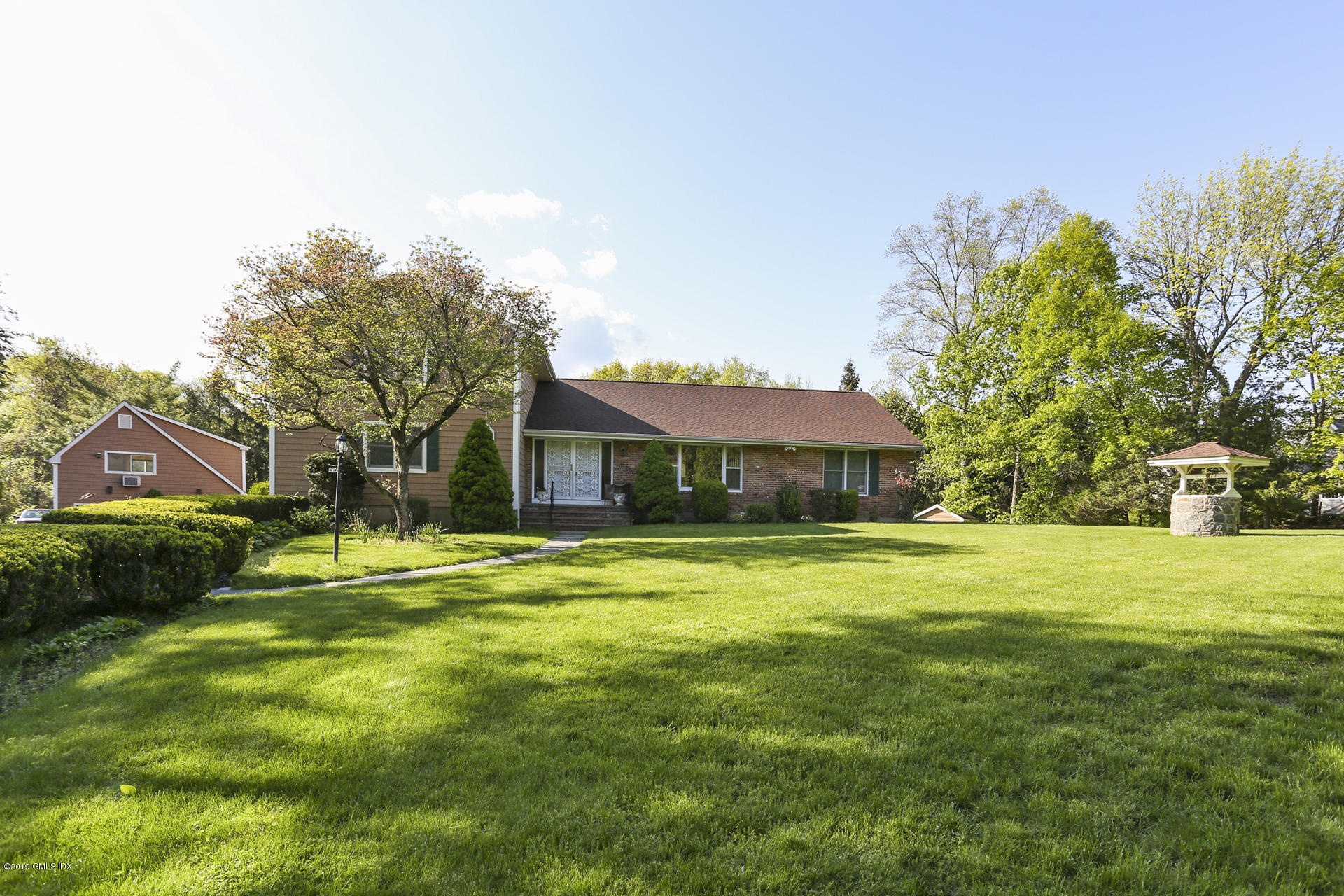 71 Angus Road North, Unit NORTH Greenwich, CT 06831 - Photo 1 of 29 IMG_0391