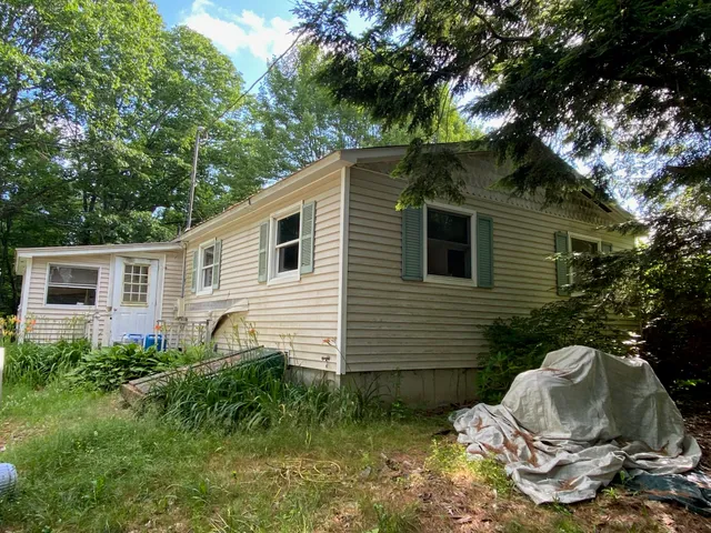 $179,000 | 932 North Dexter Road, Parkman, ME 04443