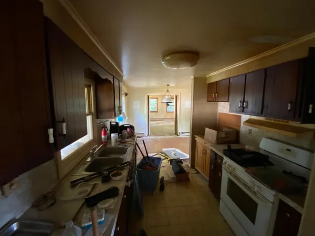 $179,000 | 932 North Dexter Road, Parkman, ME 04443