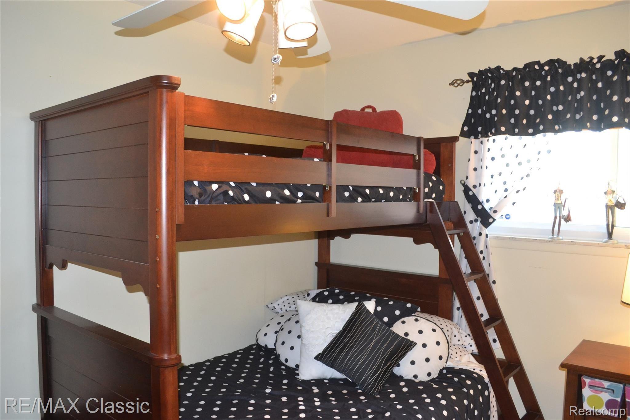 5708 Wedgewood Road Canton, MI 48187 - Photo 24 of 35 Bedroom