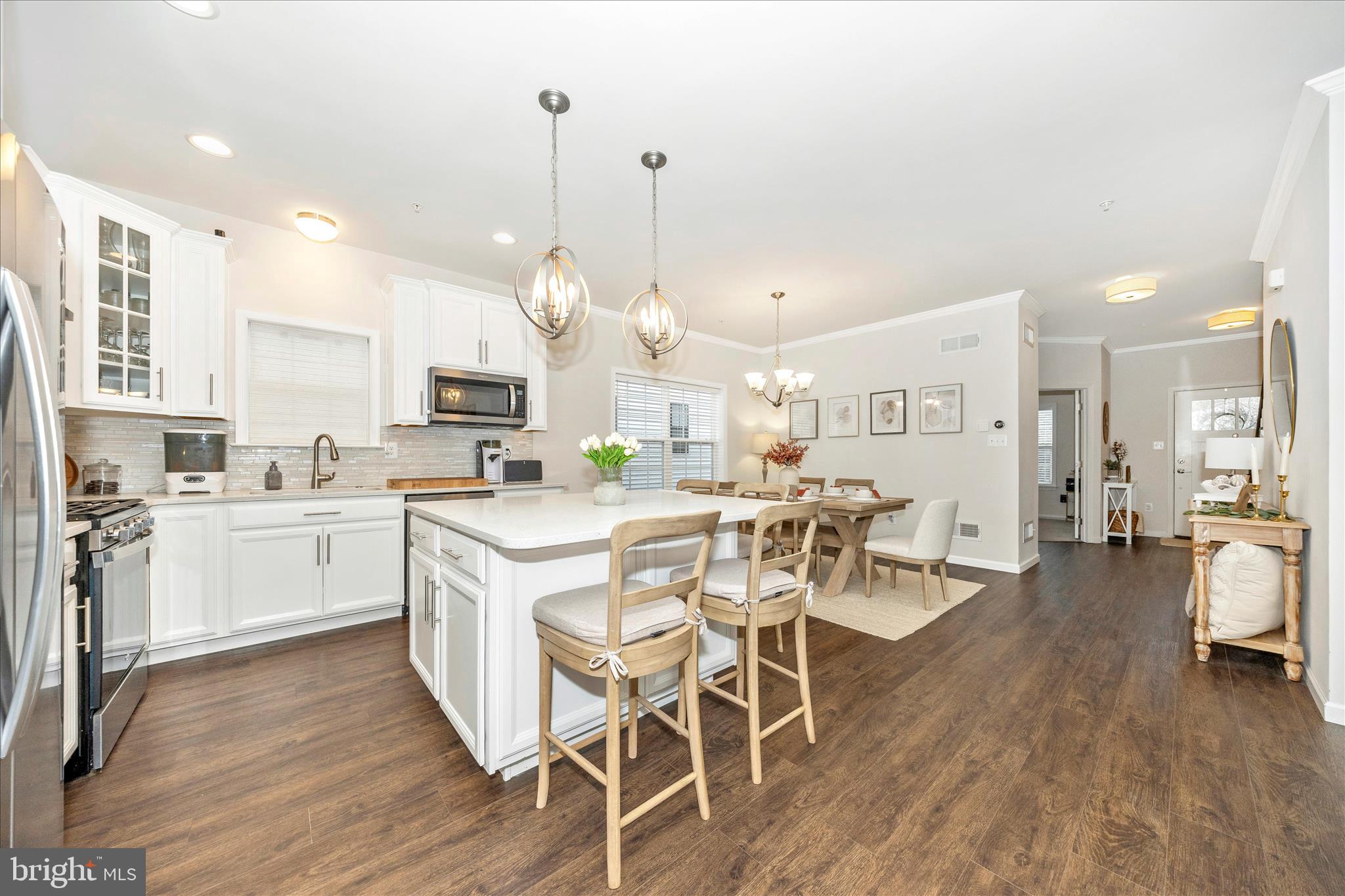 1600 Hobble Trail Frederick, MD 21702 - Photo 19 of 48 Kitchen & Dining