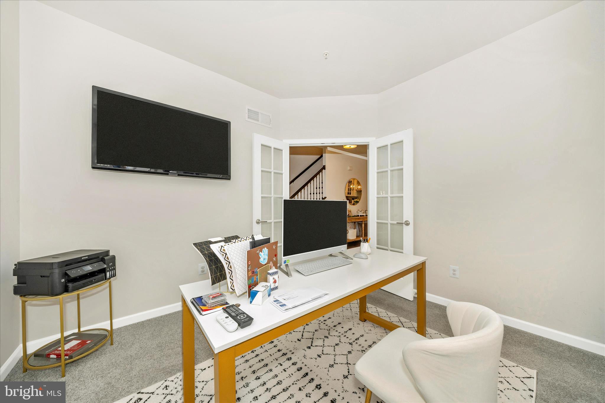 1600 Hobble Trail Frederick, MD 21702 - Photo 9 of 48 a view of a workspace with furniture