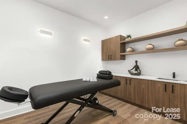 $2,650 | 4220 Colony Plaza Drive, Unit 22A, Charlotte, NC 28211