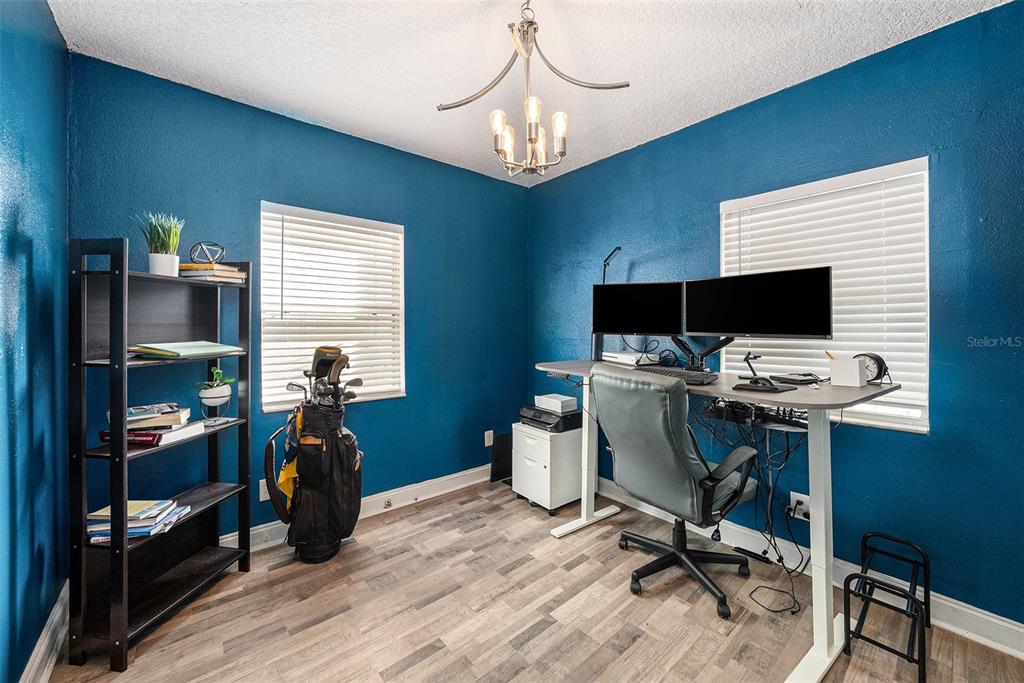 119 West Keyes Avenue Tampa, FL 33602 - Photo 12 of 31