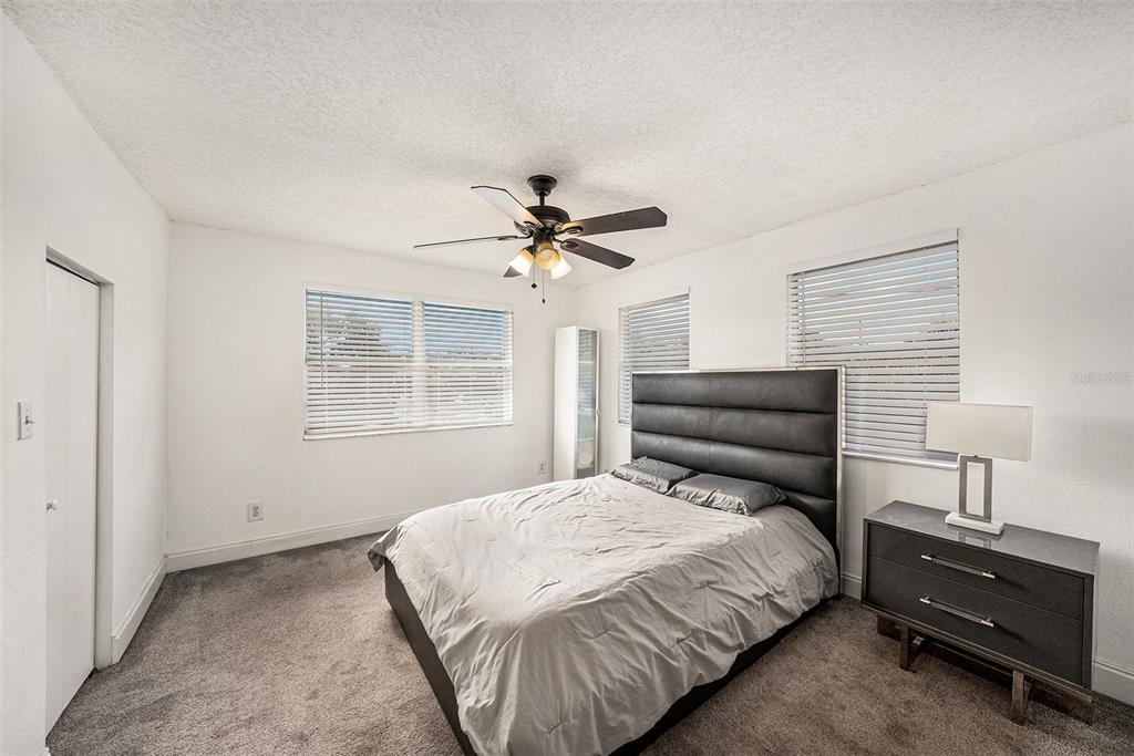 119 West Keyes Avenue Tampa, FL 33602 - Photo 29 of 31