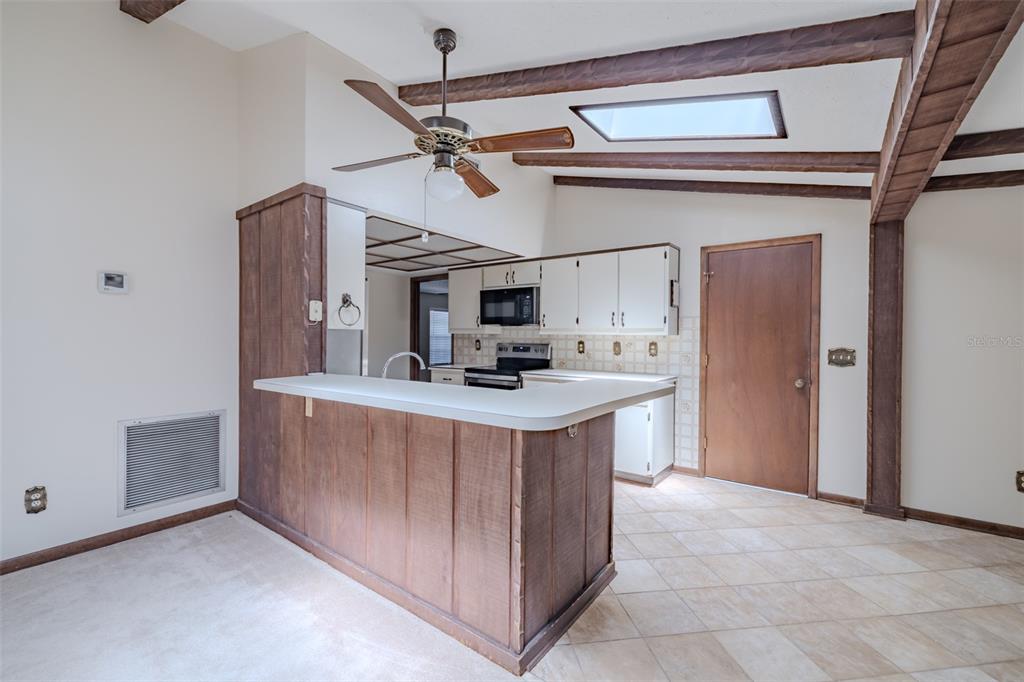 501 Bryan Road Brandon, FL 33511 - Photo 20 of 40 Gallery Image 20