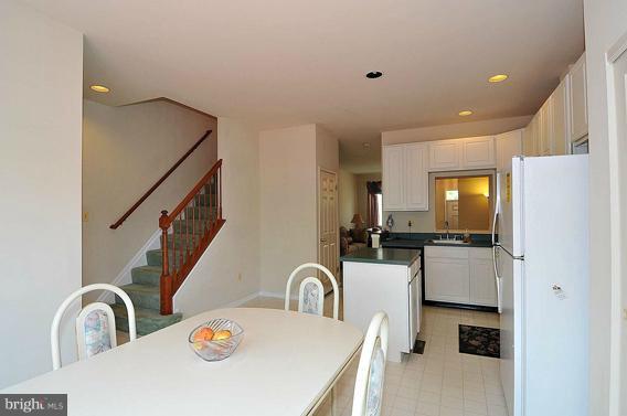 6367 Wind Rider Way Columbia, MD 21045 - Photo 14 of 25 Kitchen