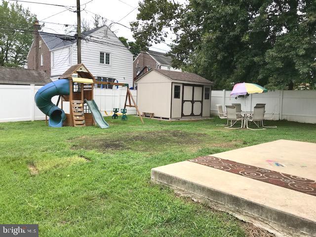 503 Ridley Circle Morton, PA 19070 - Photo 28 of 31 Backyard