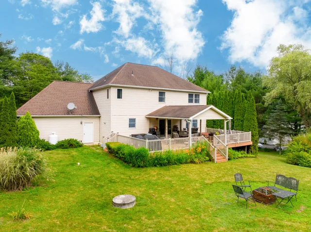 $530,000 | 90 Halina Way, Kunkletown, PA 18058