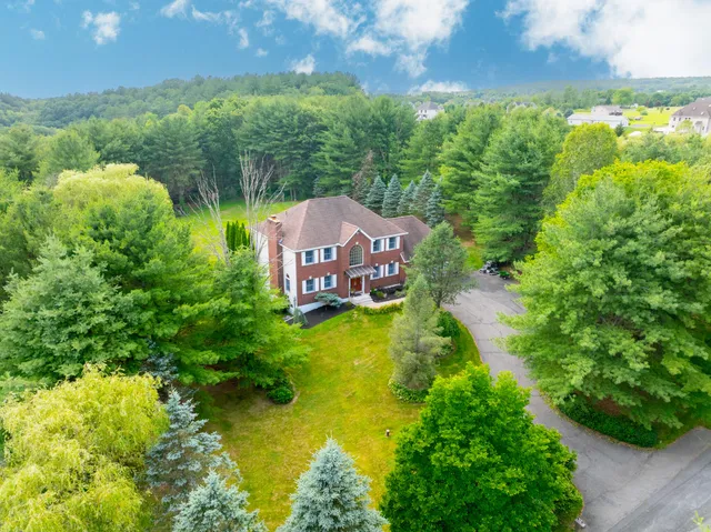 $530,000 | 90 Halina Way, Kunkletown, PA 18058