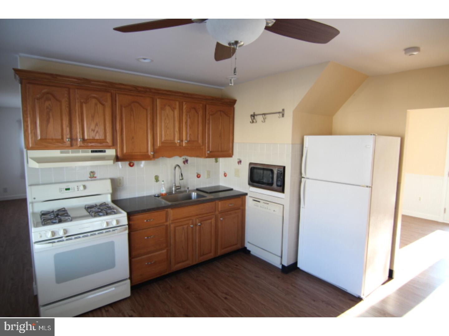 2801 Nestling Road Philadelphia, PA 19154 - Photo 3 of 14 Gallery Image 3