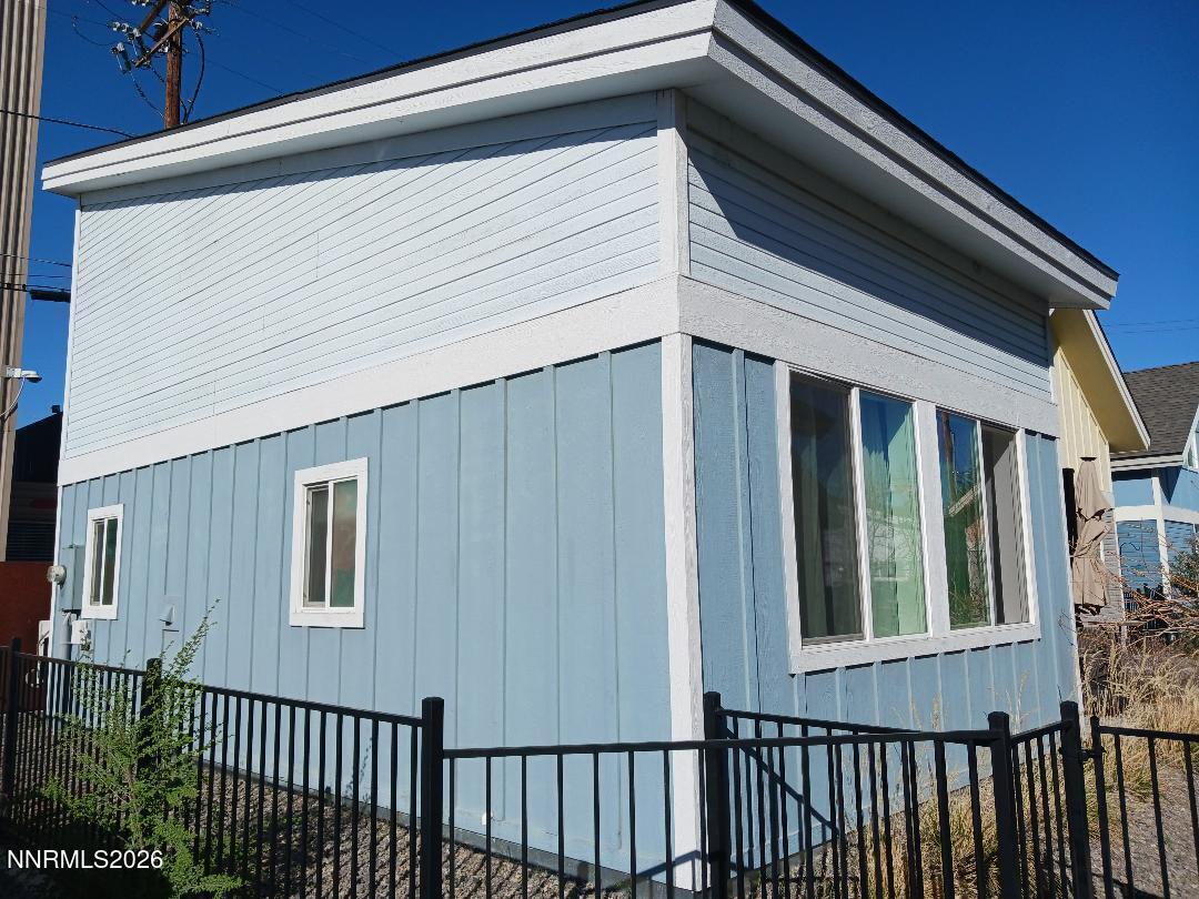 831 Ryland Street Reno, NV 89502 - Photo 17 of 26 a view of a balcony