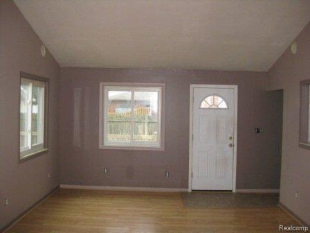 17545 Ray Street Riverview, MI 48193 - Photo 13 of 20 IMG_2751.JPG