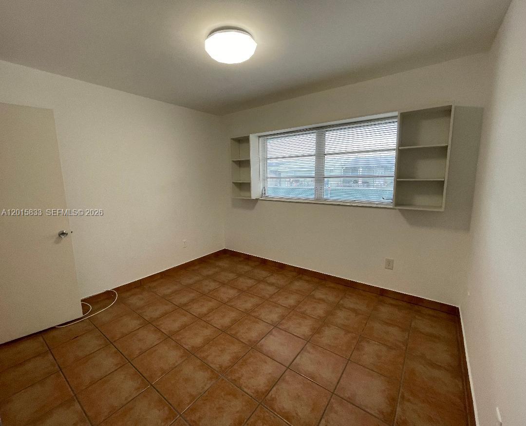 10112 Southwest 20th Street Miami, FL 33165 - Photo 10 of 10