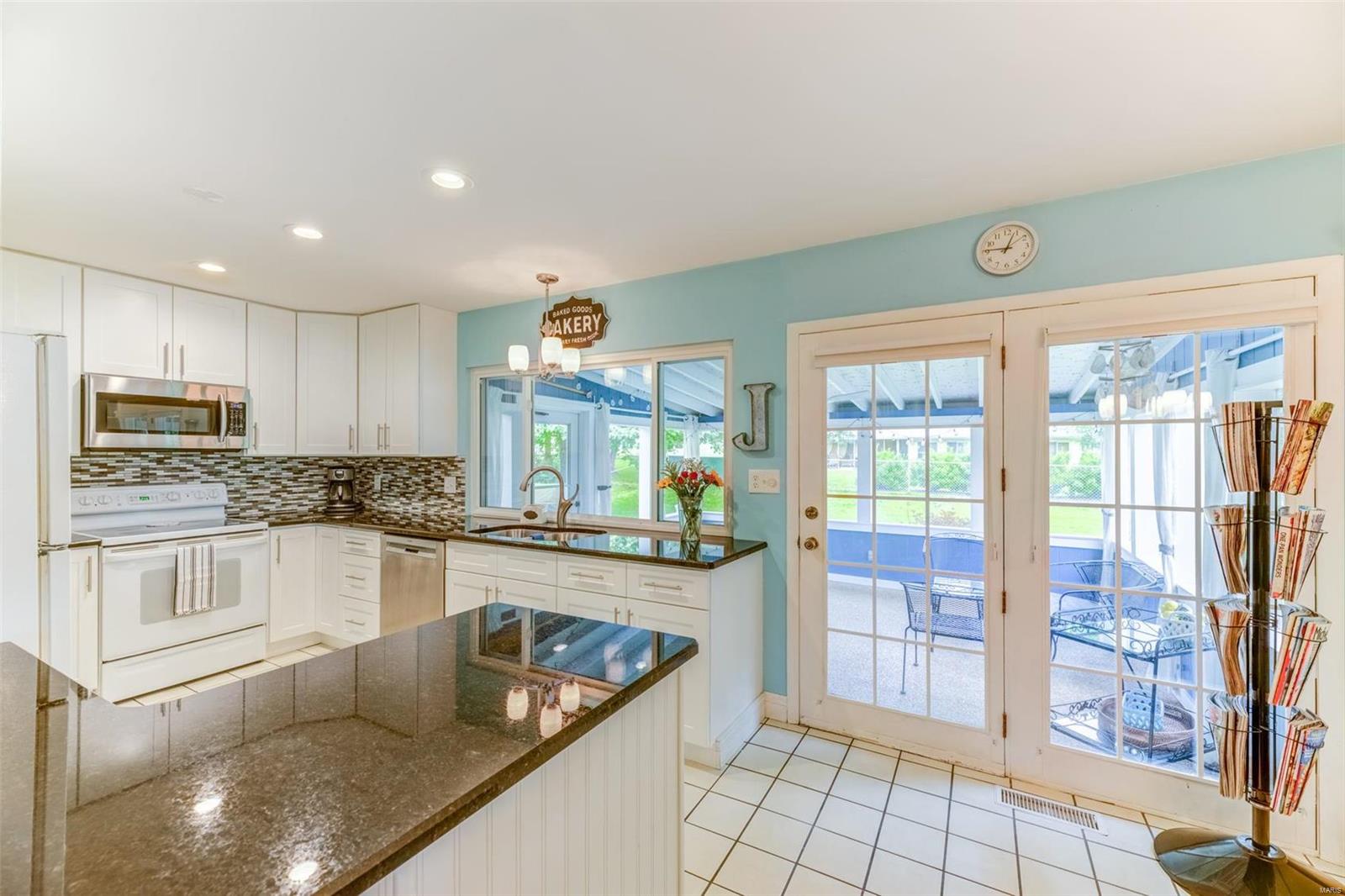 591 Twigwood Drive Ballwin, MO 63021 - Photo 10 of 22