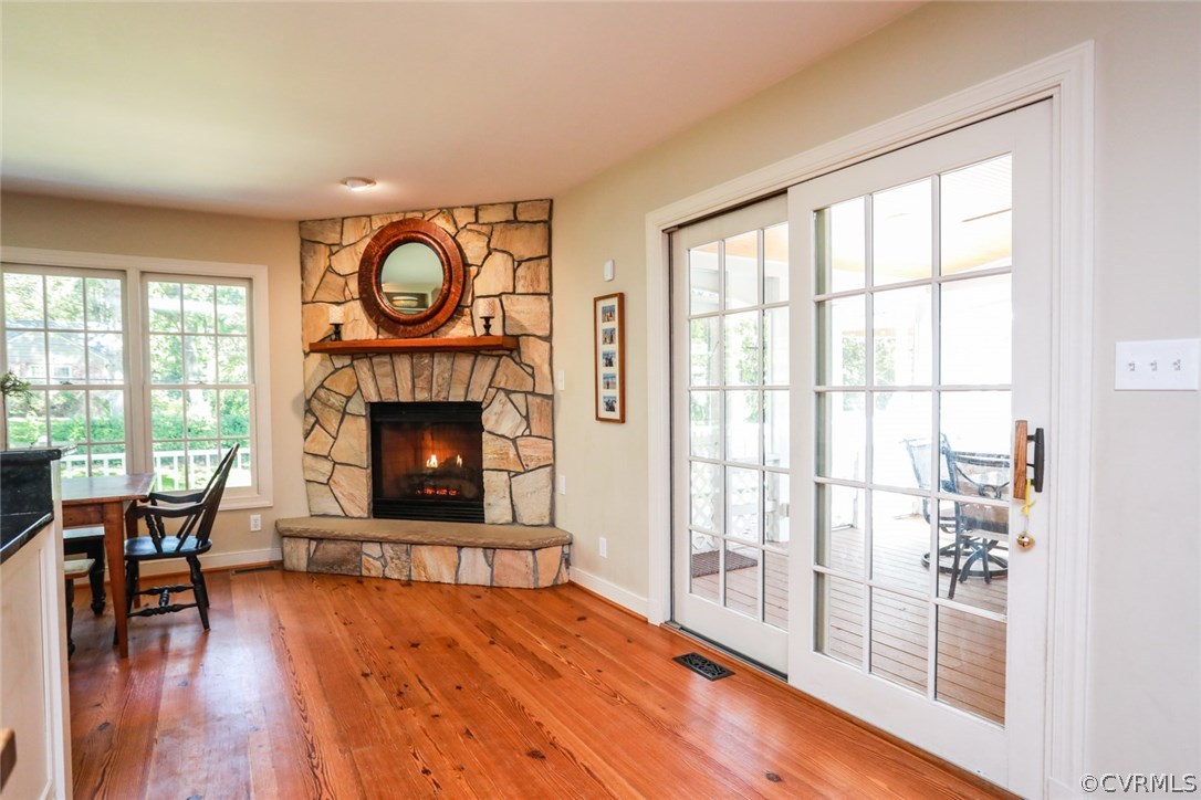8708 River Road Richmond, VA 23229 - Photo 17 of 43 Sliding glass pane doors open to the Screen Porch.