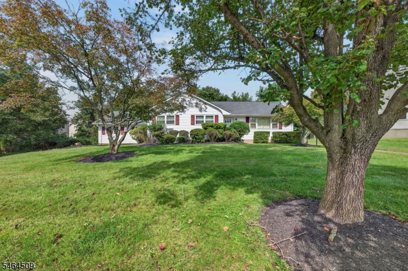 444 Vanderveer Road Bridgewater, NJ 08807 - Photo 5 of 47 Gallery Image 5