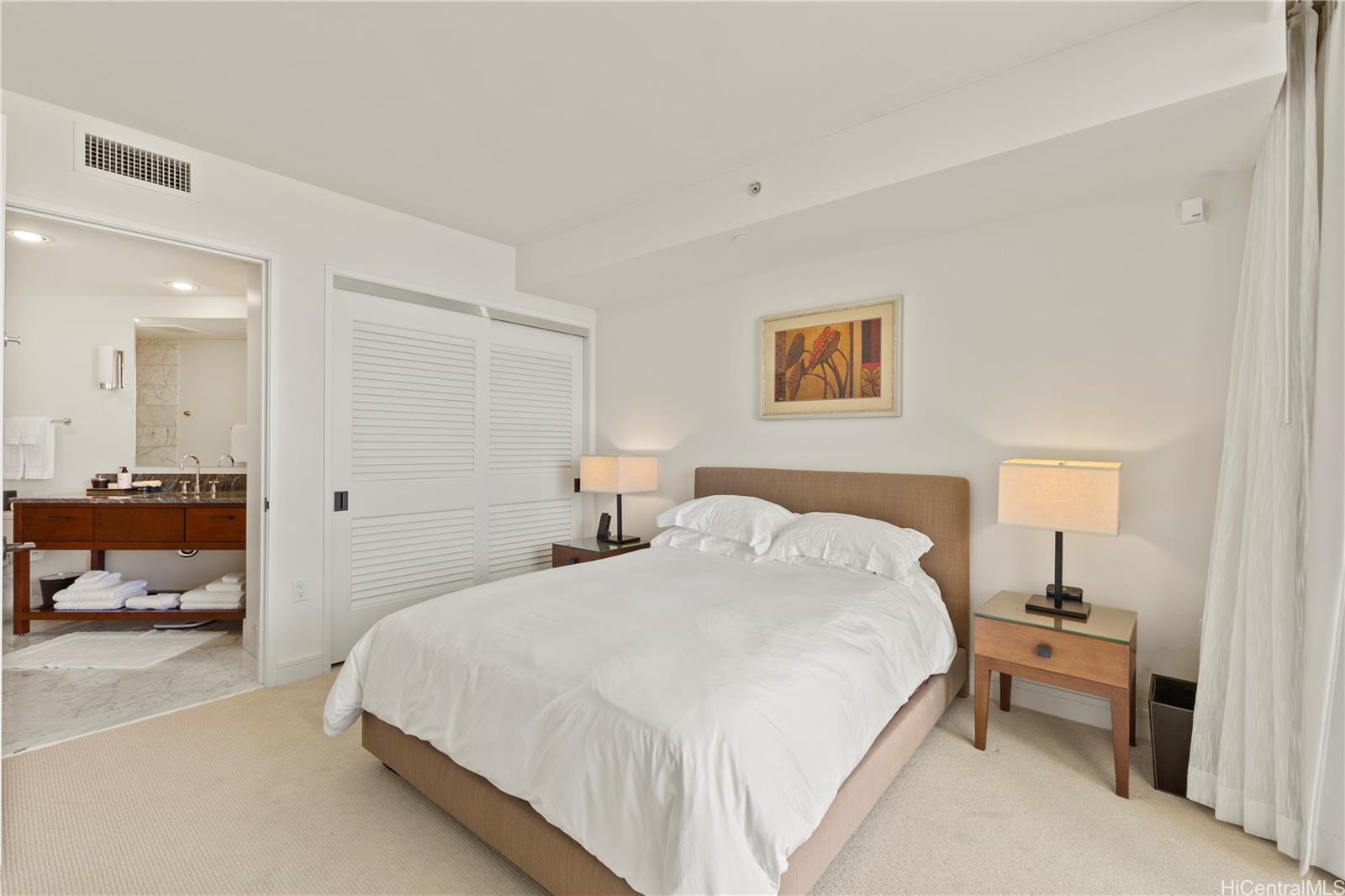 223 Saratoga Road, Unit 2706 Honolulu, HI 96815 - Photo 12 of 25