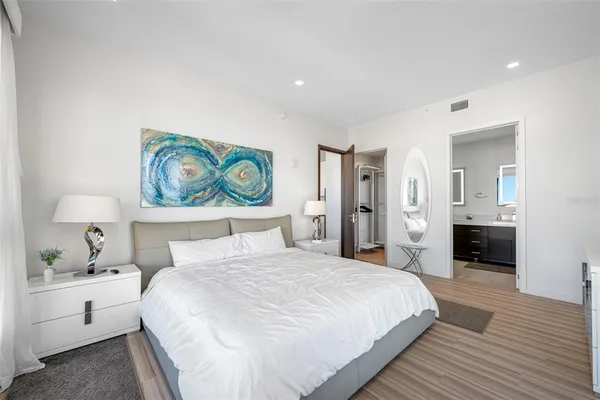 $4,500 | 5 North Osceola Avenue, Unit 508, Clearwater, FL 33755