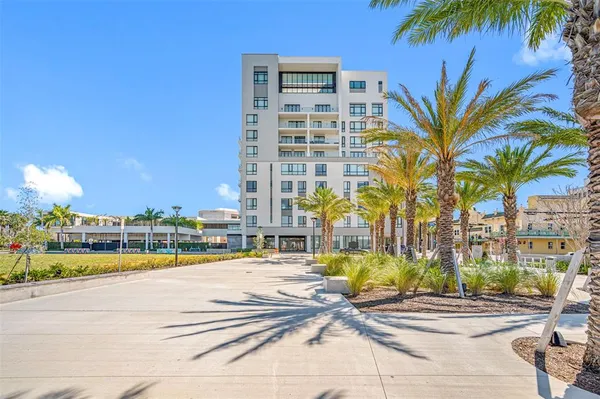 $4,500 | 5 North Osceola Avenue, Unit 508, Clearwater, FL 33755