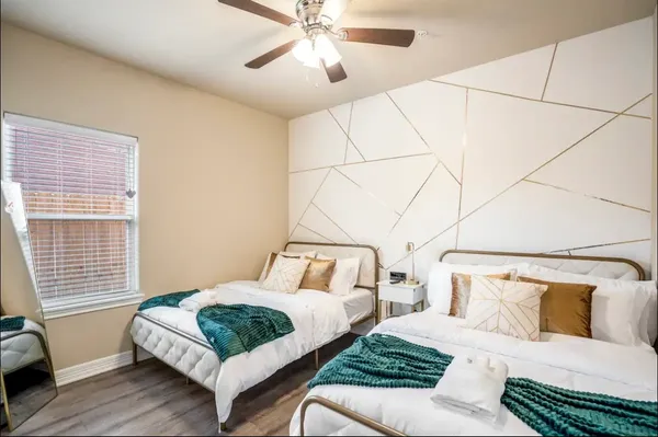 $1,500 | 7823 Gladstone Street, Unit A1, Houston, TX 77051