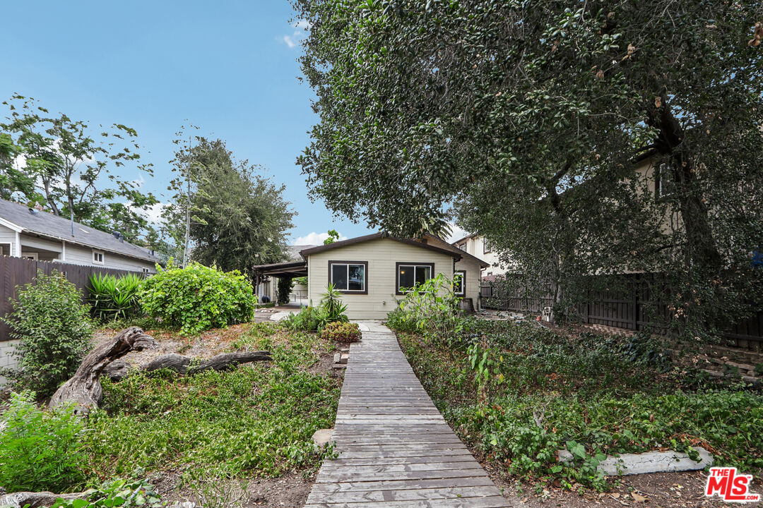 2717 Los Robles Road Thousand Oaks, CA 91362 - Photo 25 of 33
