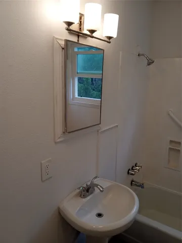 $1,670 | 1505 C Oreilly Court, Austin, TX 78734