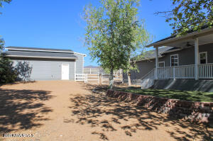 505 Raysun Lane Camp Verde, AZ 86322 - Photo 44 of 50 a house with a yard