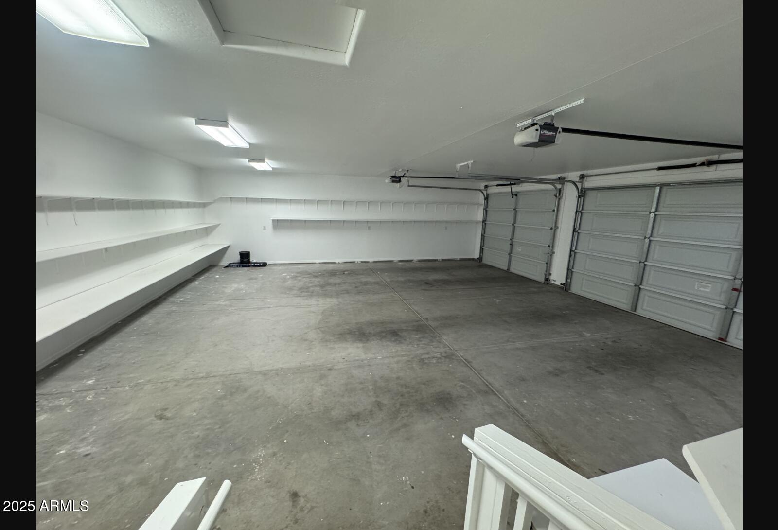 505 Raysun Lane Camp Verde, AZ 86322 - Photo 5 of 50 a view of a garage