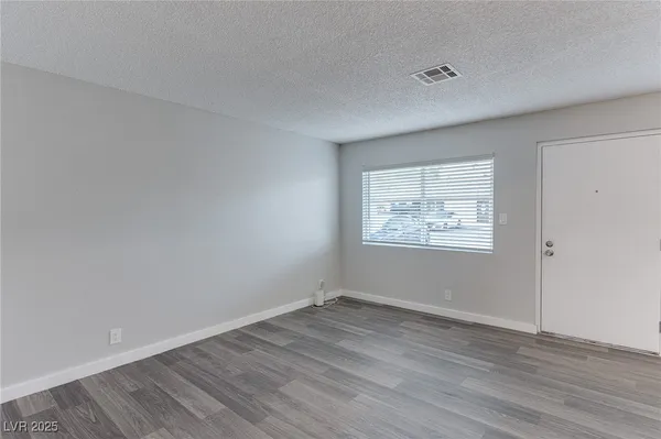 $1,250 | 5001 O'Bannon Drive, Unit AO, Las Vegas, NV 89146