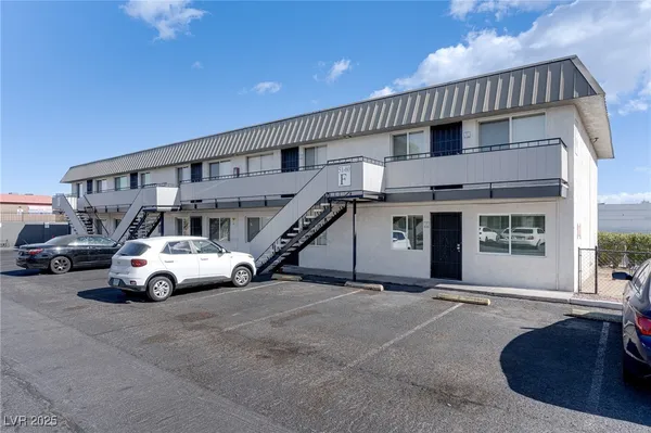 $1,250 | 5001 O'Bannon Drive, Unit AO, Las Vegas, NV 89146